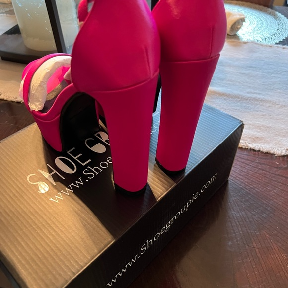 Shoe Groupie platforms. - Picture 3 of 6